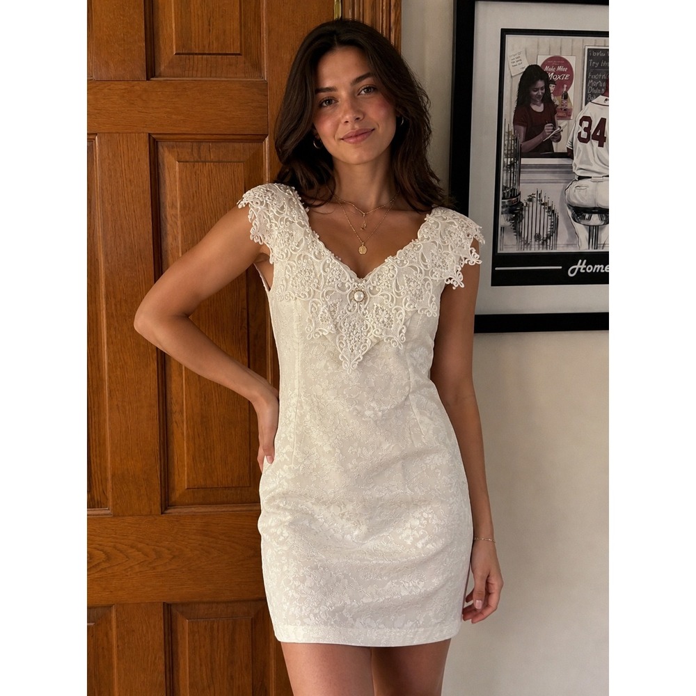 Vintage Scott McClintock Ivory Lace Mini Dress Size 12 Pearl Detail Cottagecore
